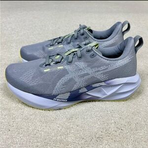 Asics Novablast 5 - Women’s 8.5 Running Shoes